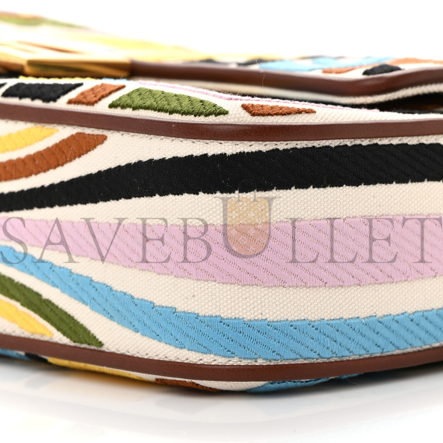 F**di x sara coleman canvas vitello king seta ff fish eye embroidered baguette grezzo multicolor ghianda (28*15*6cm)