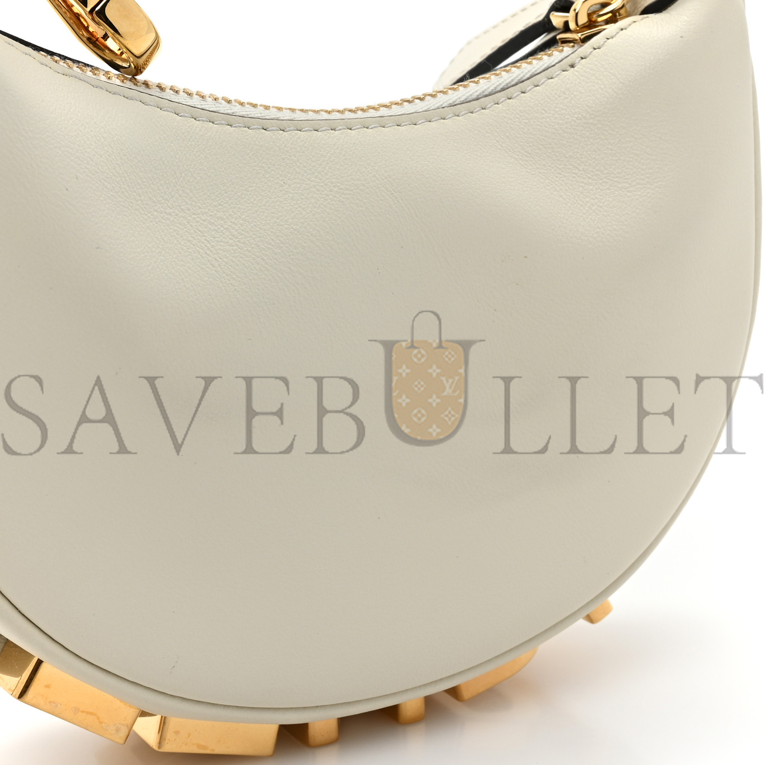 F**di vitello grace matte nano F**digraphy hobo charm white ice (15*11*5cm)