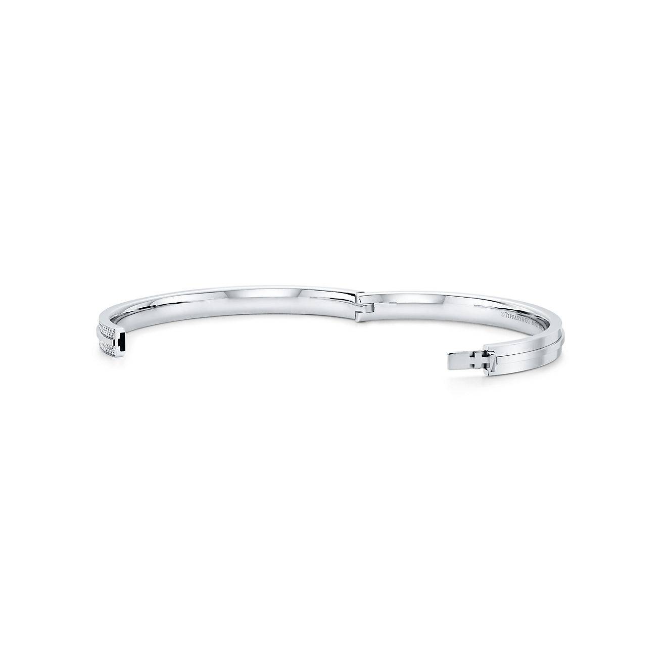 T*f*ny t pavé diamond hinged bangle in 18k white gold