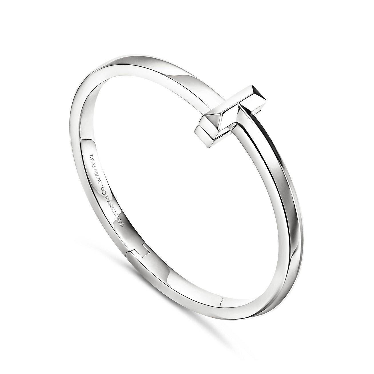 T*f*ny t t1 hinged bangle in white gold, wide