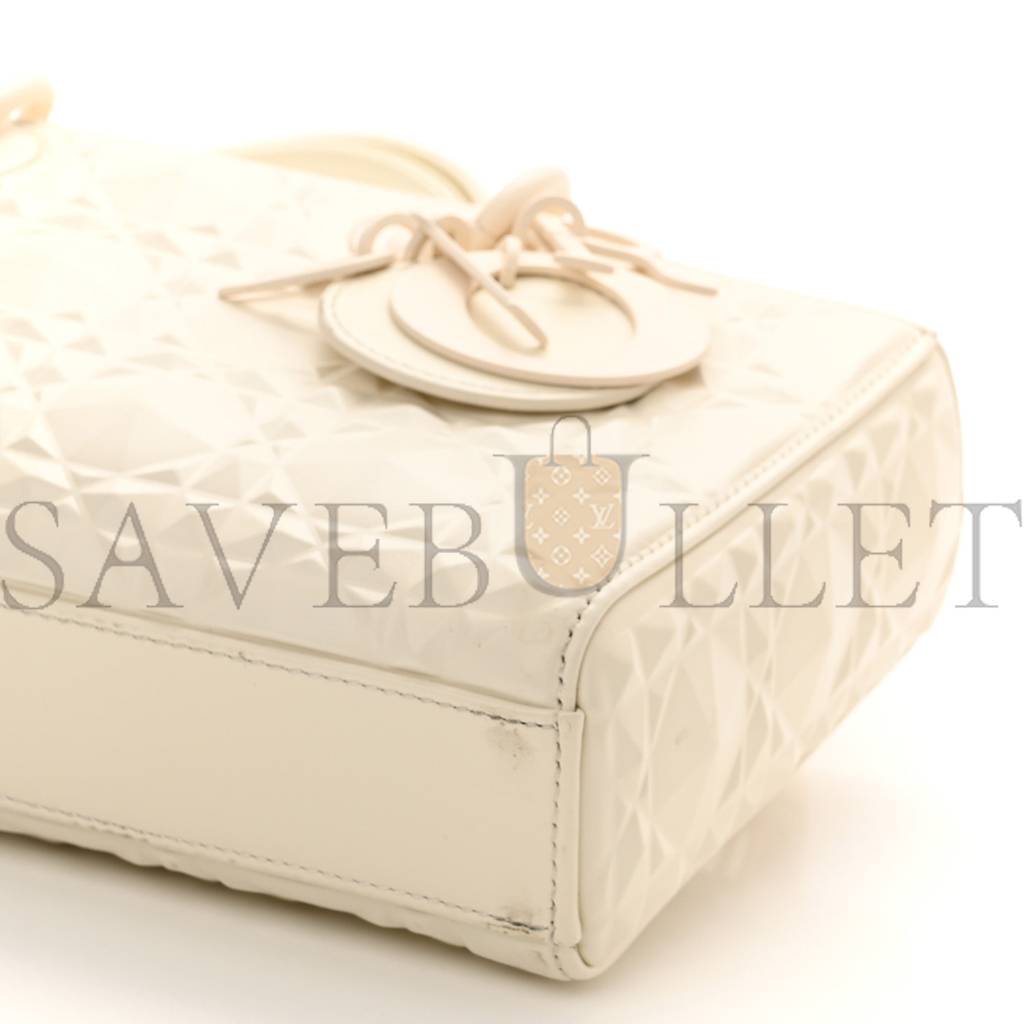 D*or lambskin cannage medium lady d-joy latte (26*14*5.7cm)