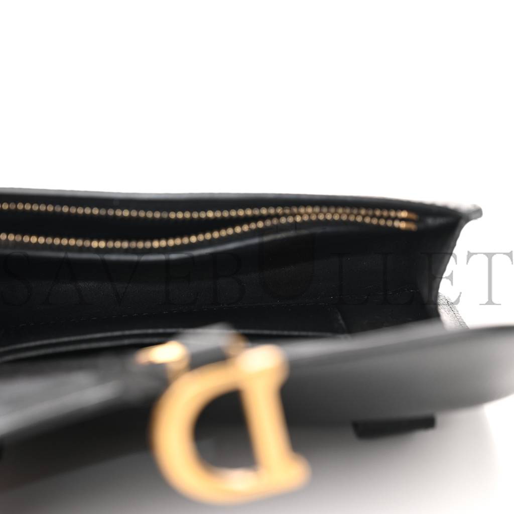 D*or grained calfskin saddle belt bag black (17*10*3.2cm)