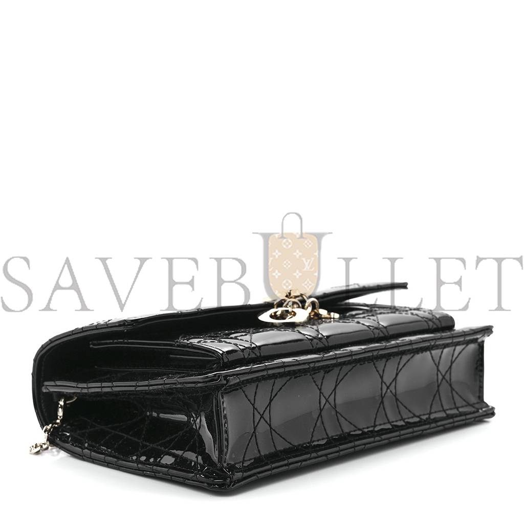 D*or patent cannage lady D*or chain pouch black (19*13*4.4cm)