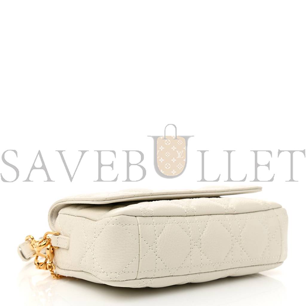 D*or supple calfskin cannage caro pouch with chain latte (18*10*6.4cm)