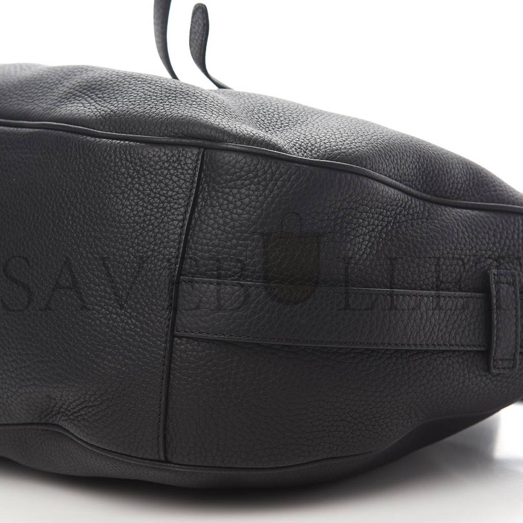 D*or grained calfskin saddle soft bag black (31*27*12.7cm)