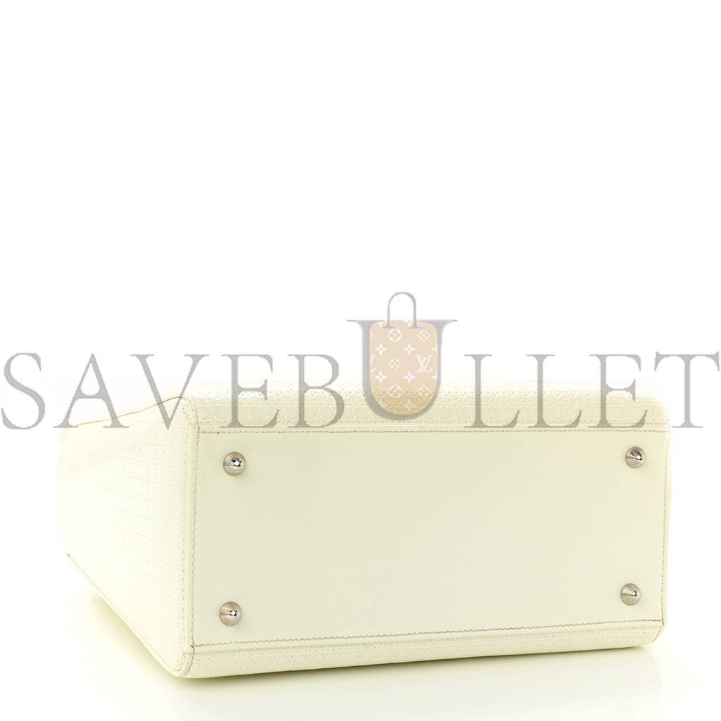 D*or patent micro-cannage medium lady D*or white (23*20*12.1cm)