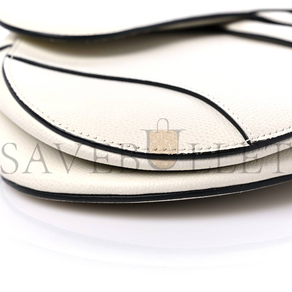 D*or grained calfskin saddle bag white (25*22*5.1cm)