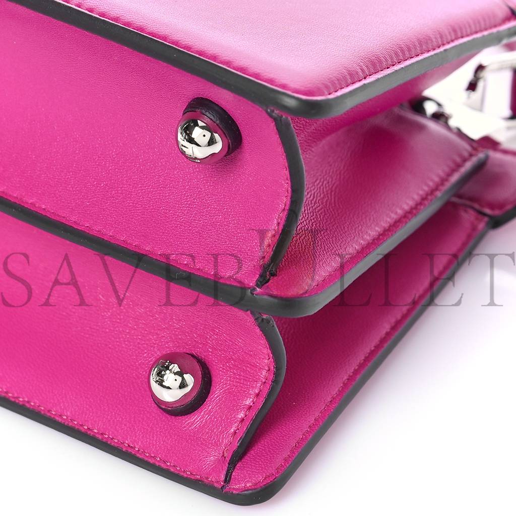 F**di shiny nappa petite peekaboo i see u satchel magenta (20*15*11cm)