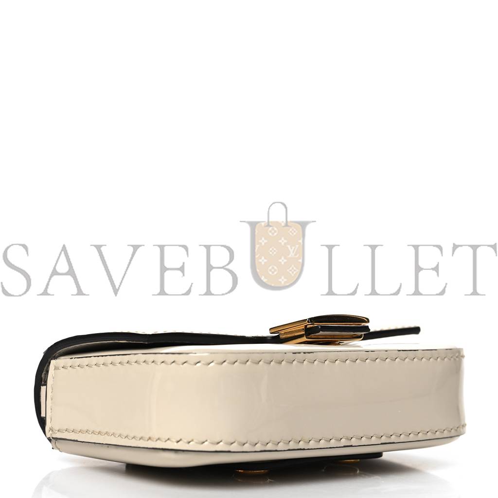 F**di patent nano baguette belt charm white (10*7*2cm)