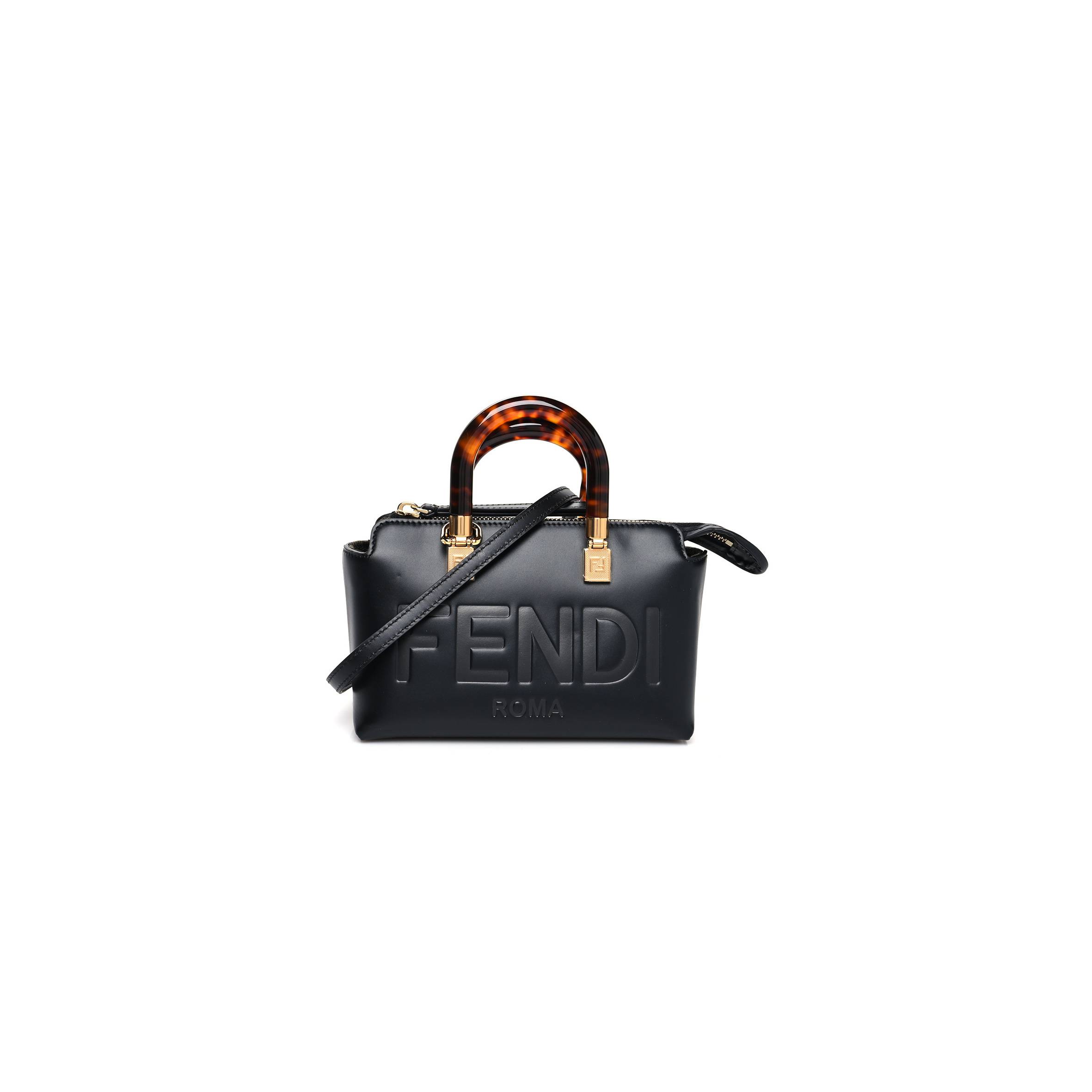 FENDI VITELLO KING PLEXIGLASS LOGO EMBOSSED MINI BY THE WAY TOP HANDLE BOSTON BAG BLACK (18*10*9cm)